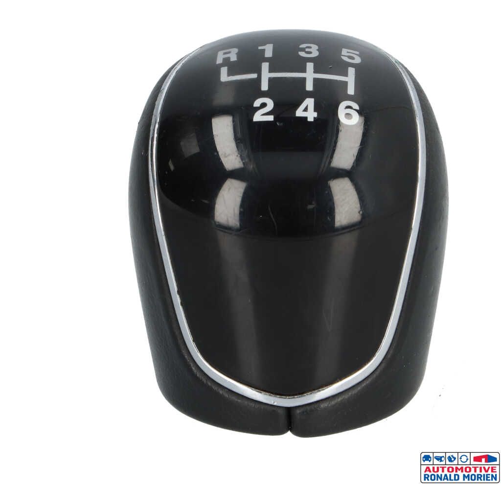 Used Gear stick knob Ford Mondeo IV Wagon 1.6 TDCi 16V Price € 10,00 Margin scheme offered by Automaterialen Ronald Morien B.V.