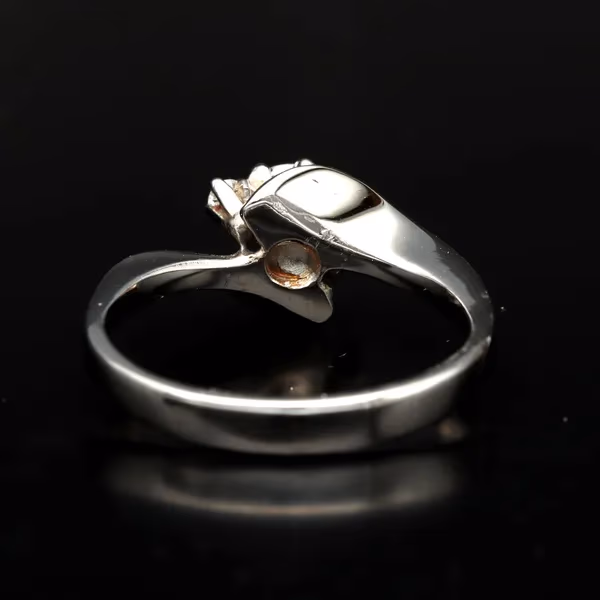 Platinum Diamonds Ring