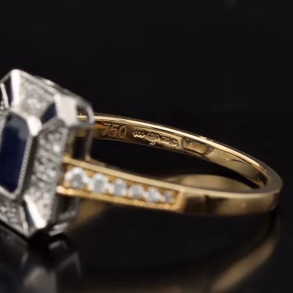 18ct Gold Sapphire and Diamond Art Deco Ring