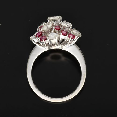 18ct Gold Diamond and Ruby Ring image-6