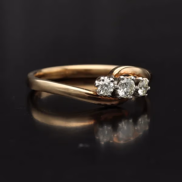 Gold Diamond Ring