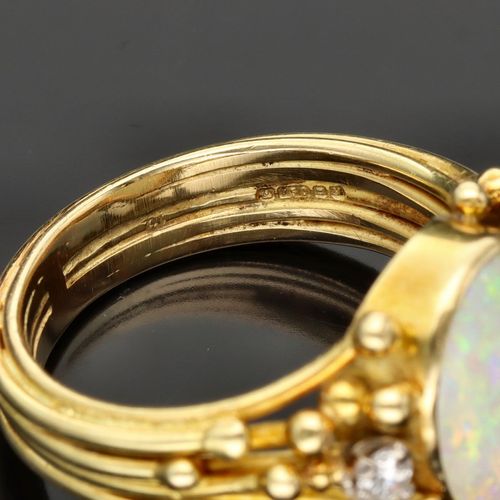 Vintage 18ct Gold Opal and Diamond Ring image-4
