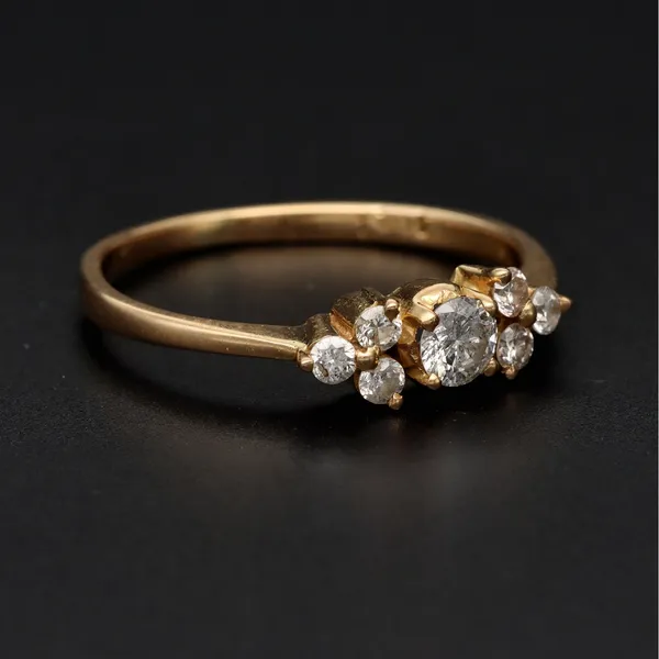 18ct Yellow Gold 0.5ct Diamond Cluster Ring