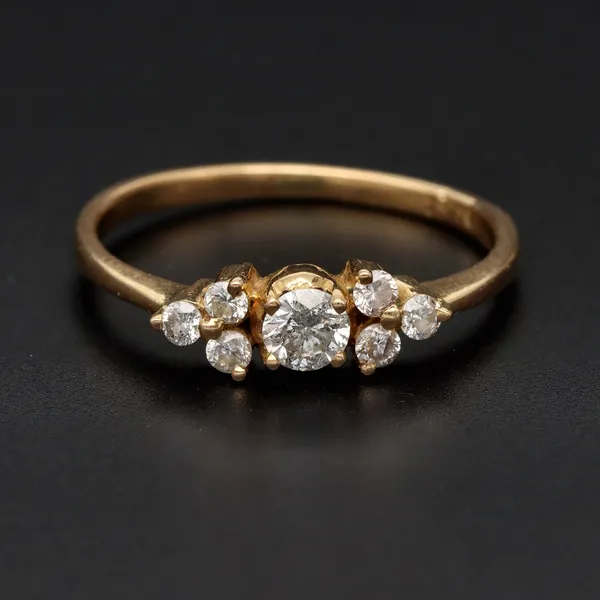 18ct Yellow Gold 0.5ct Diamond Cluster Ring