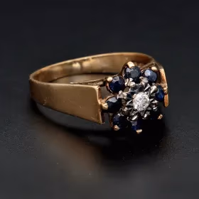 Retro Gold Sapphire Diamond Ring