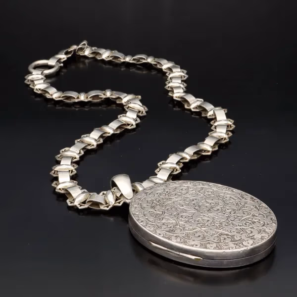 Silver Collar Locket