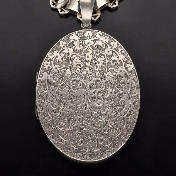 Silver Collar Locket