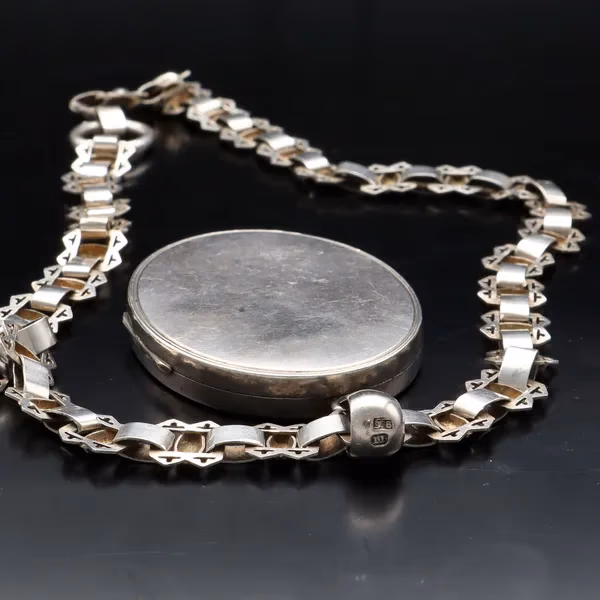 Silver Collar Locket