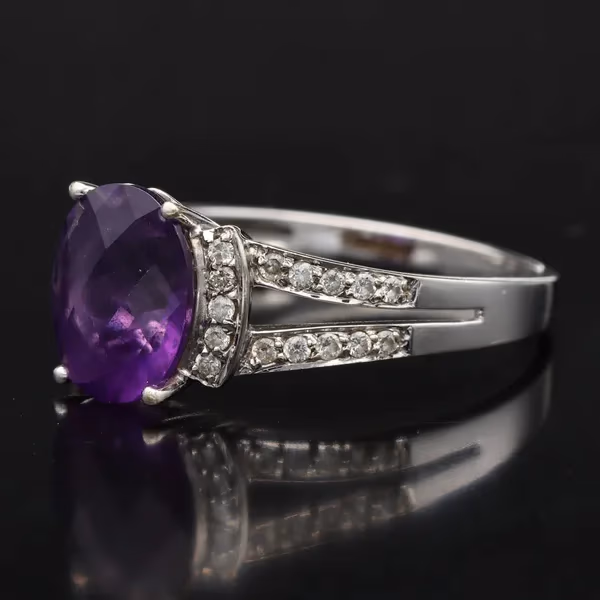 18ct Gold Amethyst, Diamond Ring