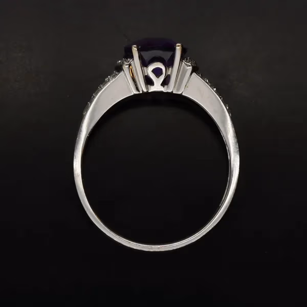 18ct Gold Amethyst, Diamond Ring