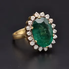 18ct Yellow Gold Emerald & Diamond Ring