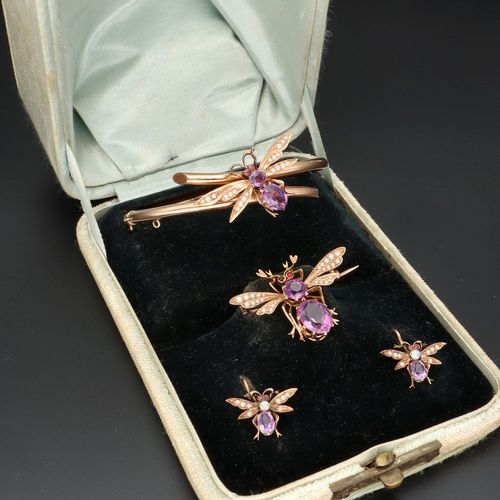 Boxed 9ct Gold Amethyst Bumble Bee Jewellery Set image-1