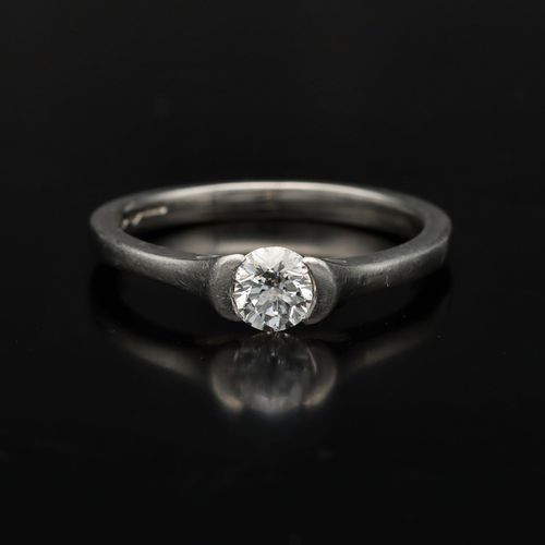 Platinum Round Brilliant Diamond Solitaire Ring image-2