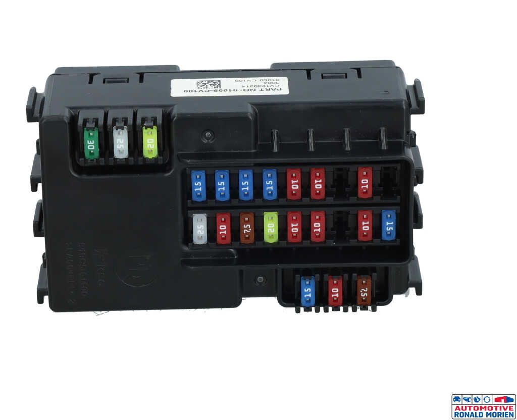 Used Fuse box Kia EV6 77 kWh GT AWD Price € 95,00 Inclusive VAT offered by Automaterialen Ronald Morien B.V.