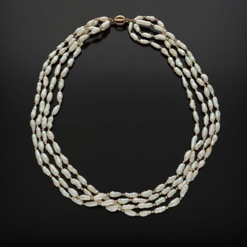 Rice Pearl Necklace image-1