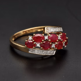 9ct Yellow Gold Ruby & Diamond Cluster Ring