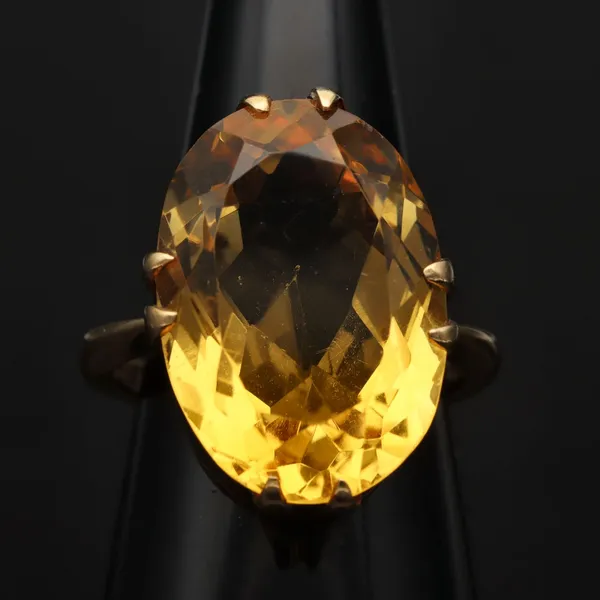 9ct Gold Citrine Ring