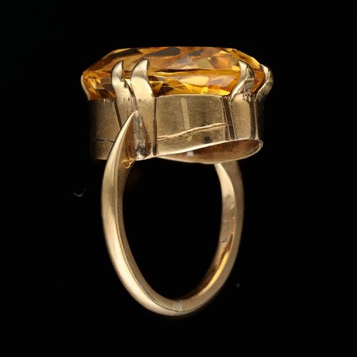 9ct Gold Citrine Ring image-6