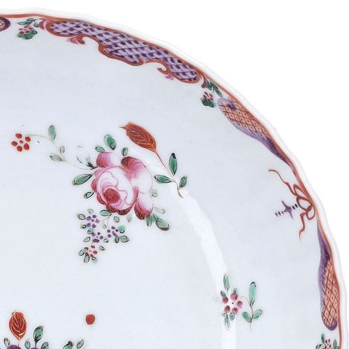 18th Century Chinese Famille Rose Bowl image-3
