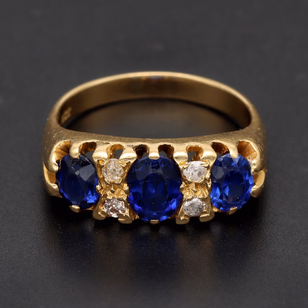18ct Yellow Gold Sapphire & Diamond Ladies' Ring