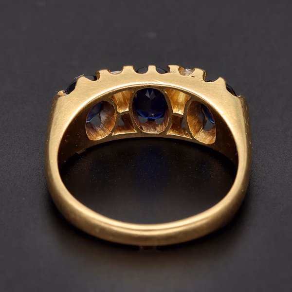 18ct Yellow Gold Sapphire & Diamond Ladies' Ring