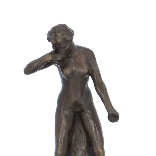 Vintage Bronze Figure of a Lady image-3