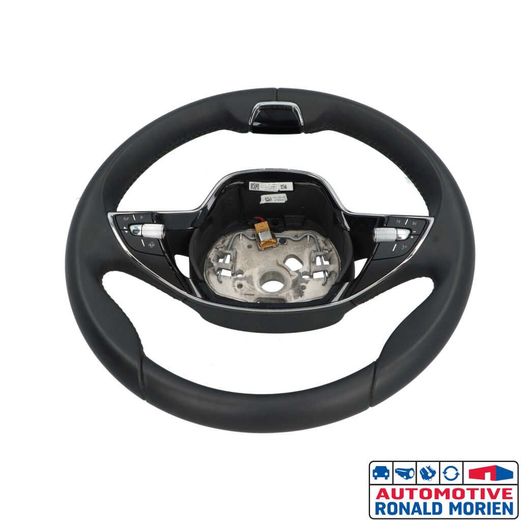 Used Steering wheel Skoda Fabia III (NJ3) 1.0 TSI 12V Price € 144,99 Inclusive VAT offered by Automaterialen Ronald Morien B.V.