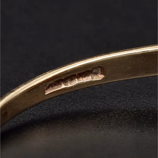 Vintage 9ct Yellow Gold Ruby and Diamond Ring