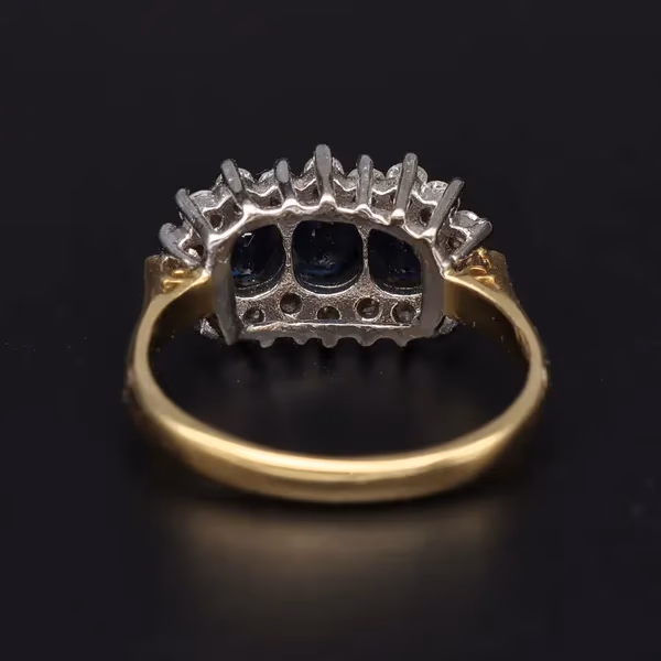 18ct Gold Sapphire and Diamond Ring