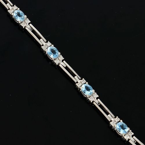 14ct Gold Aquamarine and Diamond Bracelet image-1