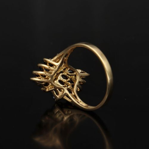 Gold Sapphire Diamond Ring image-4