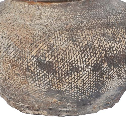 Warring States Period Cloth Impressed Pottery Jar image-2