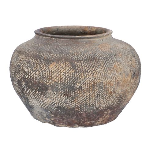 Warring States Period Cloth Impressed Pottery Jar image-1