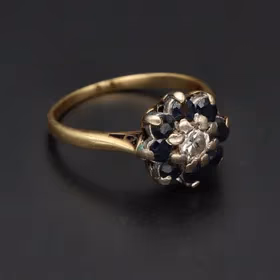 Vintage 18ct Gold Sapphire and Diamond Ring