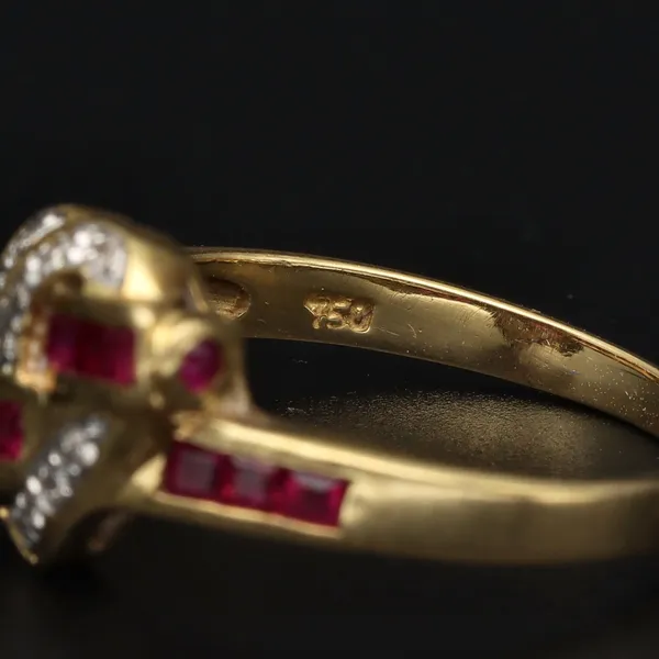 18ct Yellow Gold Diamond & Ruby Heart Ring
