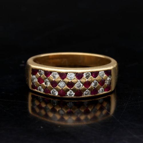 Gold Diamond Ruby Ring image-2
