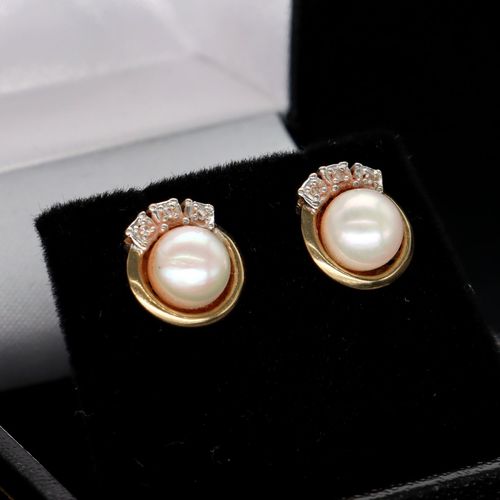 9ct Gold Diamond and Cultured Pearl Studs image-1