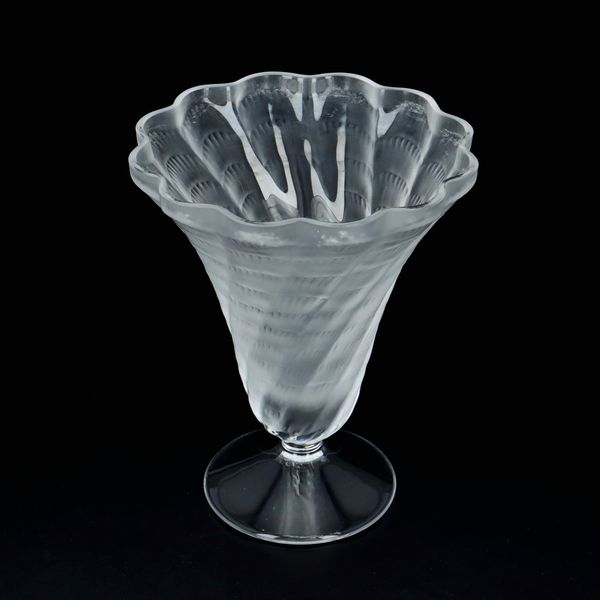 Lalique Vintage Lucie Vase