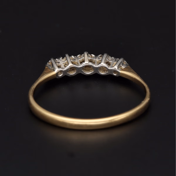18ct Yellow Gold Five-Stone Diamond Ring