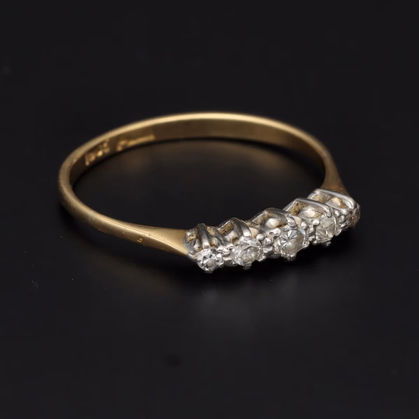 18ct Yellow Gold Five-Stone Diamond Ring