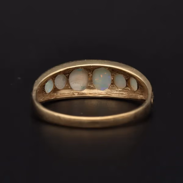 Vintage 9ct Gold Opal Ring