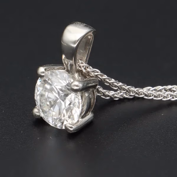 18ct Gold Lab Diamond Pendant