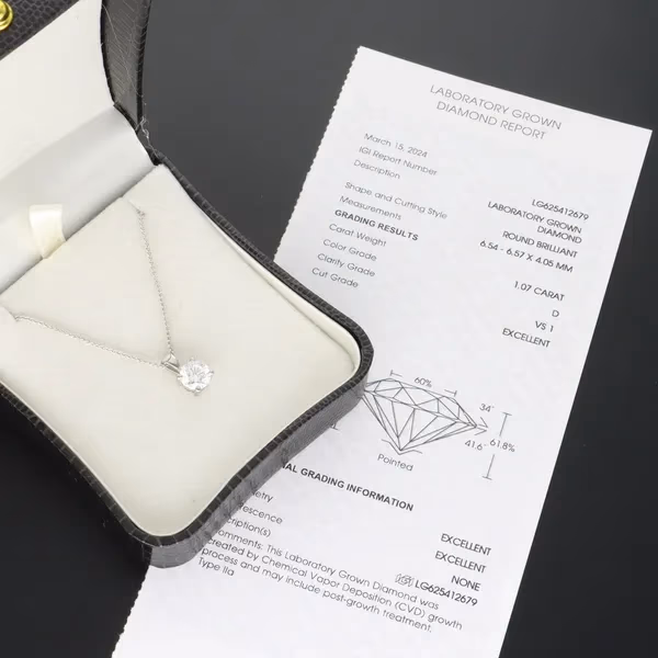 18ct Gold Lab Diamond Pendant