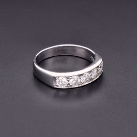 18ct White Gold Five Stone Diamond Ring