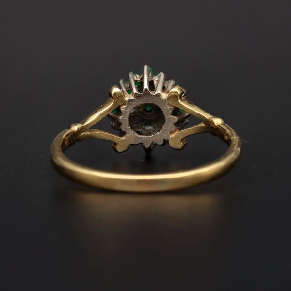 18ct Gold Emerald and Diamond Cluster Ring
