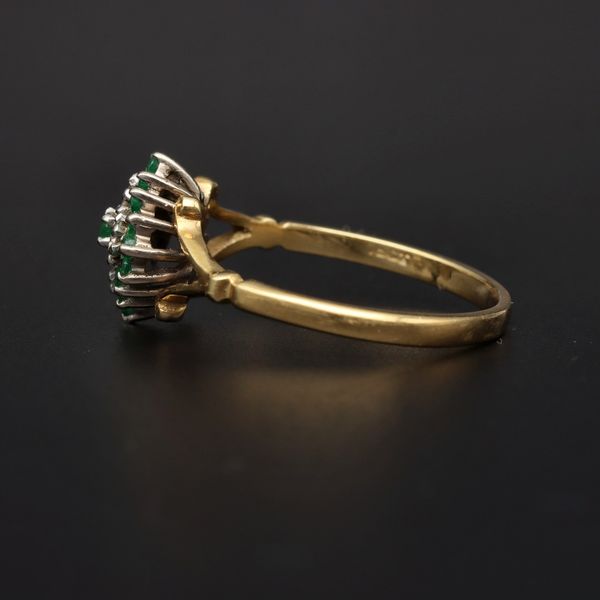18ct Gold Emerald and Diamond Cluster Ring