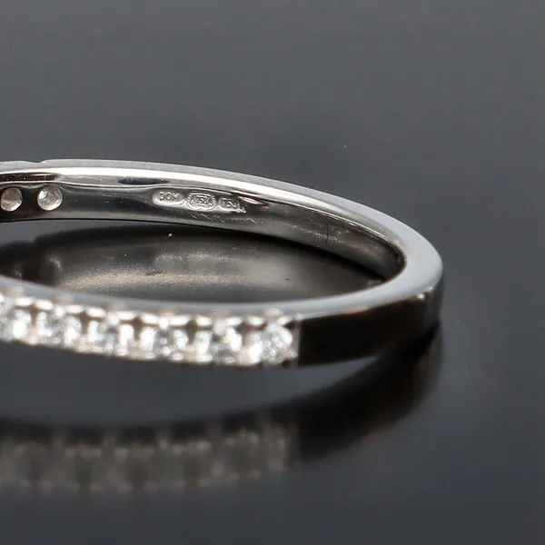 18ct White Gold Pink Sapphire and Diamonds Ring