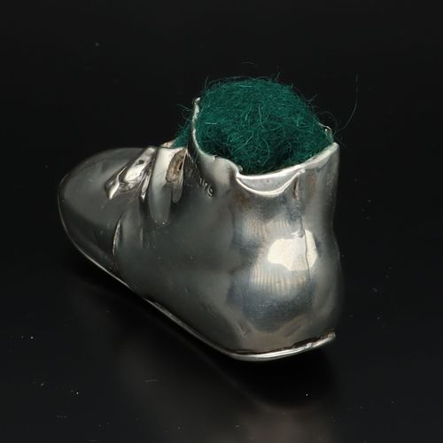 Small Edwardian Silver Boot Pin Cushion image-4