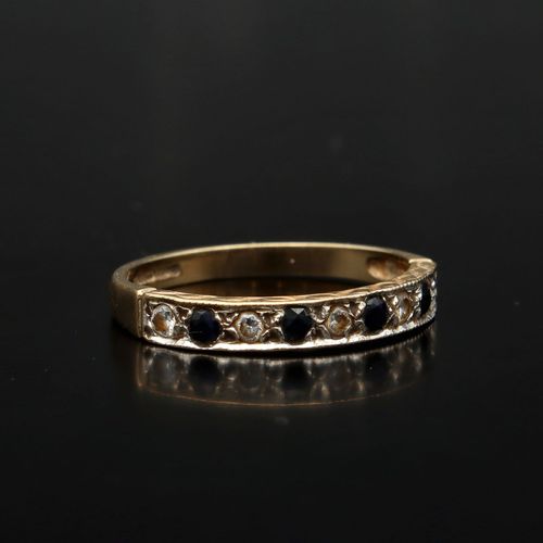 9ct Gold Sapphire and Diamond Ring image-1