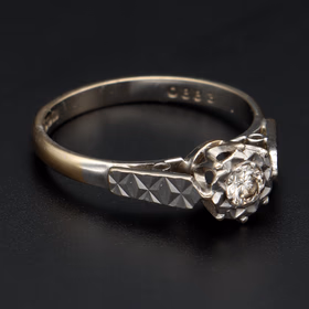 Vintage 18ct Gold Diamond Ring
